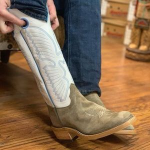 Size 11.5 EE Olathe mens stone waxy kudu boots, worn once, cowboy boots